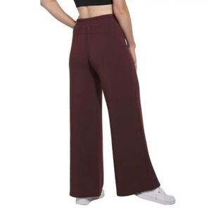 EUC SPANX Air Essentials Wide Leg Pants (Spice color)